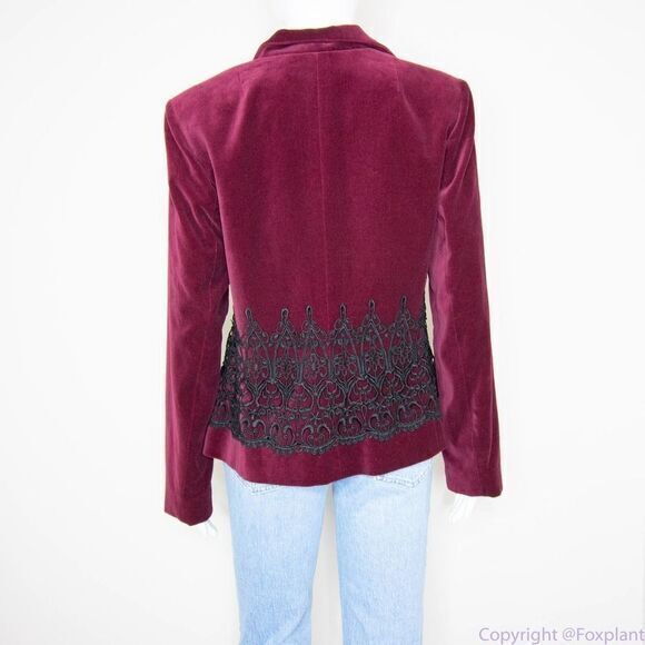 Maggy London 100% cotton embossment burgundy velvet blazer jacket, size 10 - Picture 16 of 16